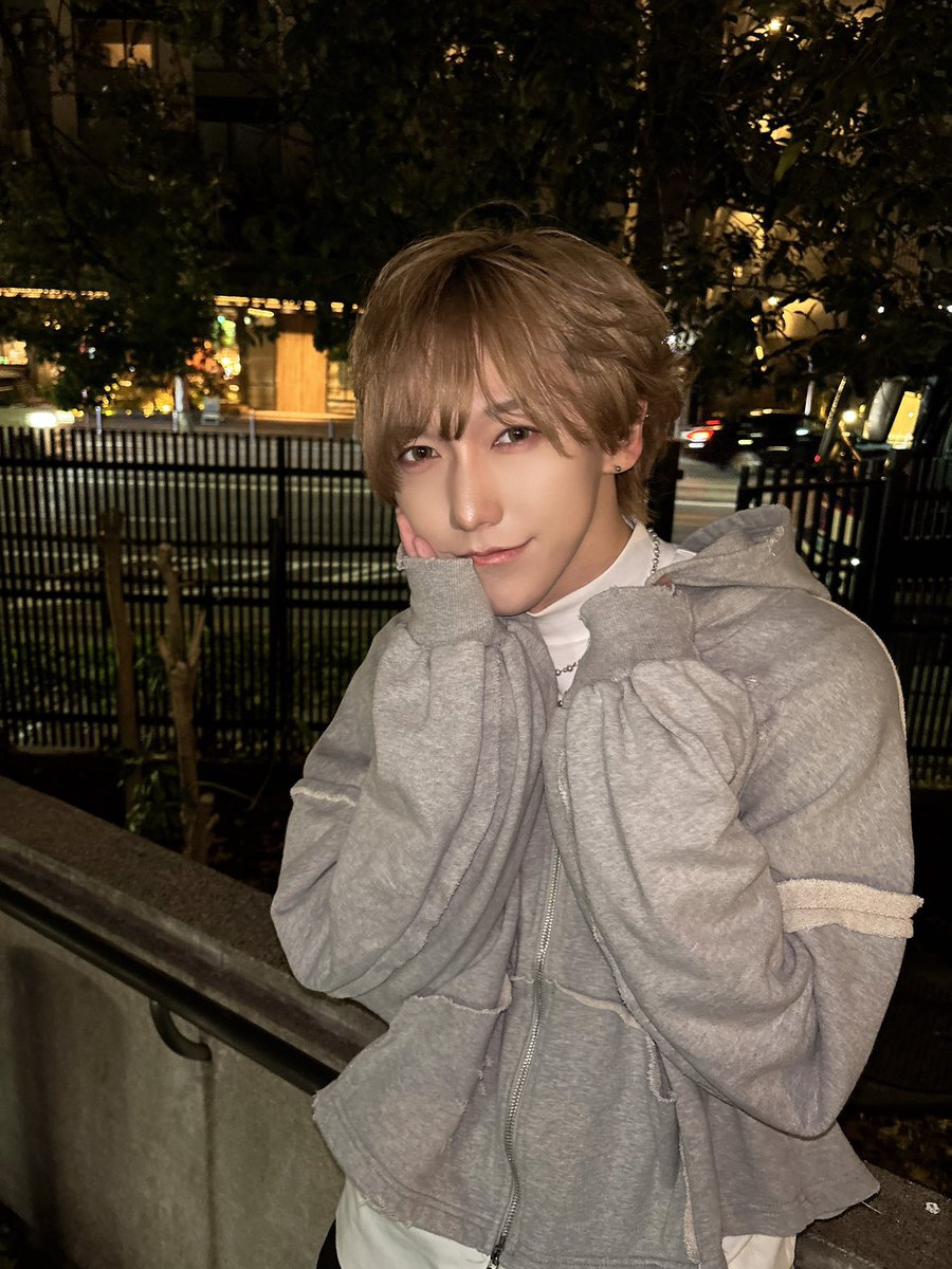 あきと あきと (@Nizi_Pale_Akito) / Posts / X