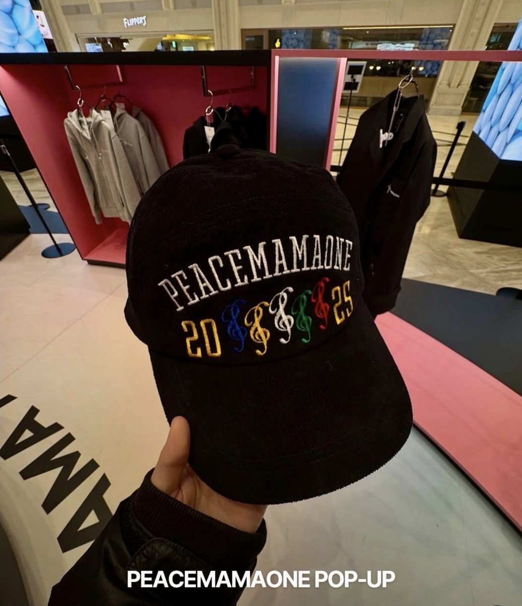 yay Congratulations #GDRAGON G-DRAGON PEACEMAMAONE Pop Up Store is
