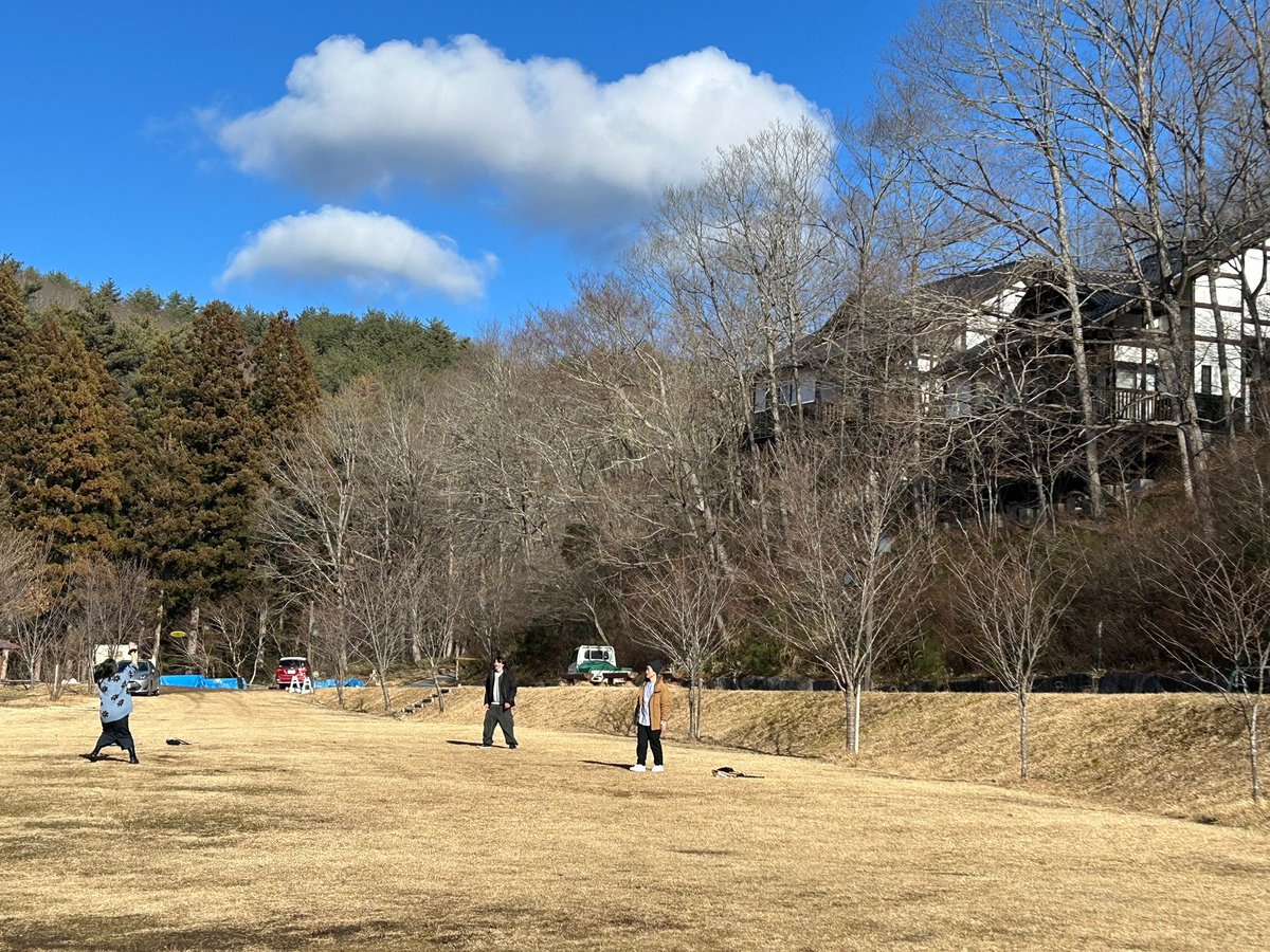 昨日は健康映画会プロジェクトにて
「あきさとみさき」「ナコーダー」を
上映していただきました✨

直近でお世話になった方の作品も含め
昨日だけで5作品観れて楽しい映画Dayでした！🥰

上映のあとはフリスビーもして
健康的な一日でした✨