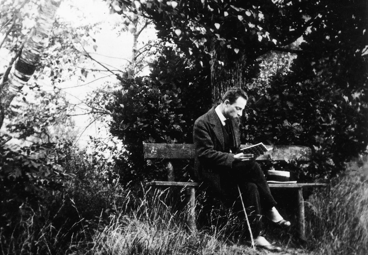 “Let everything happen to you: beauty and terror. Just keep going. No feeling is final.”

— Rainer Maria Rilke