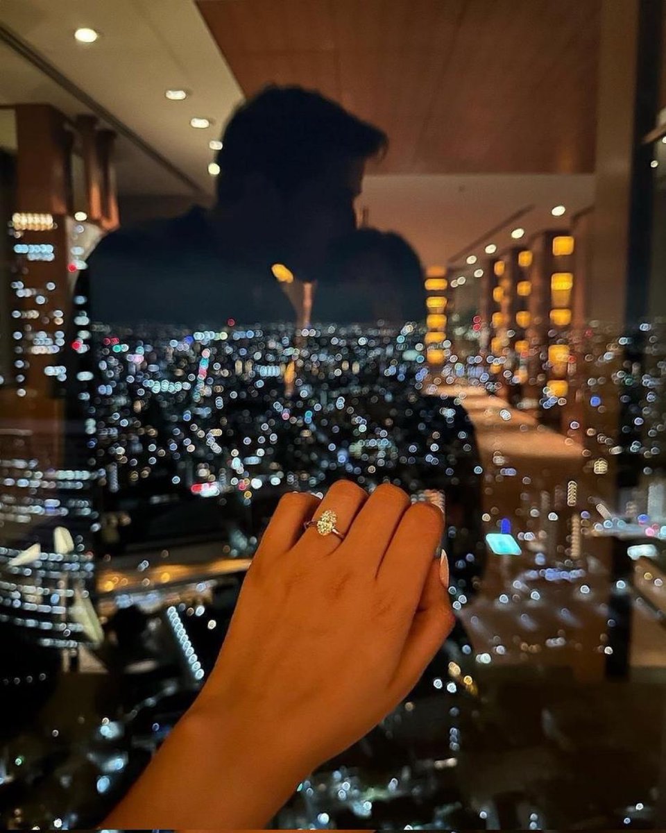 anvixox's tweet image. going to recreate this one day 💍😍