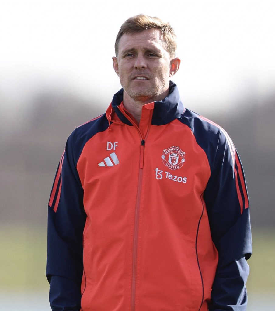 TheFergusonWay's tweet photo. Darren Fletcher asked what his Man Utd team will look like:

"Hopefully it looks like a Manchester United team that represents a bit of me and what I know is Manchester United."

"So hopefully it resembles a Manchester United team that fans can be proud of, that I can be proud of."

"And I'm sure that it will because I believe in the players, I think we've got good players and players who care. I think we've got a lot of quality in that team and I hope to give them a platform to express themselves and show that." #MUFC