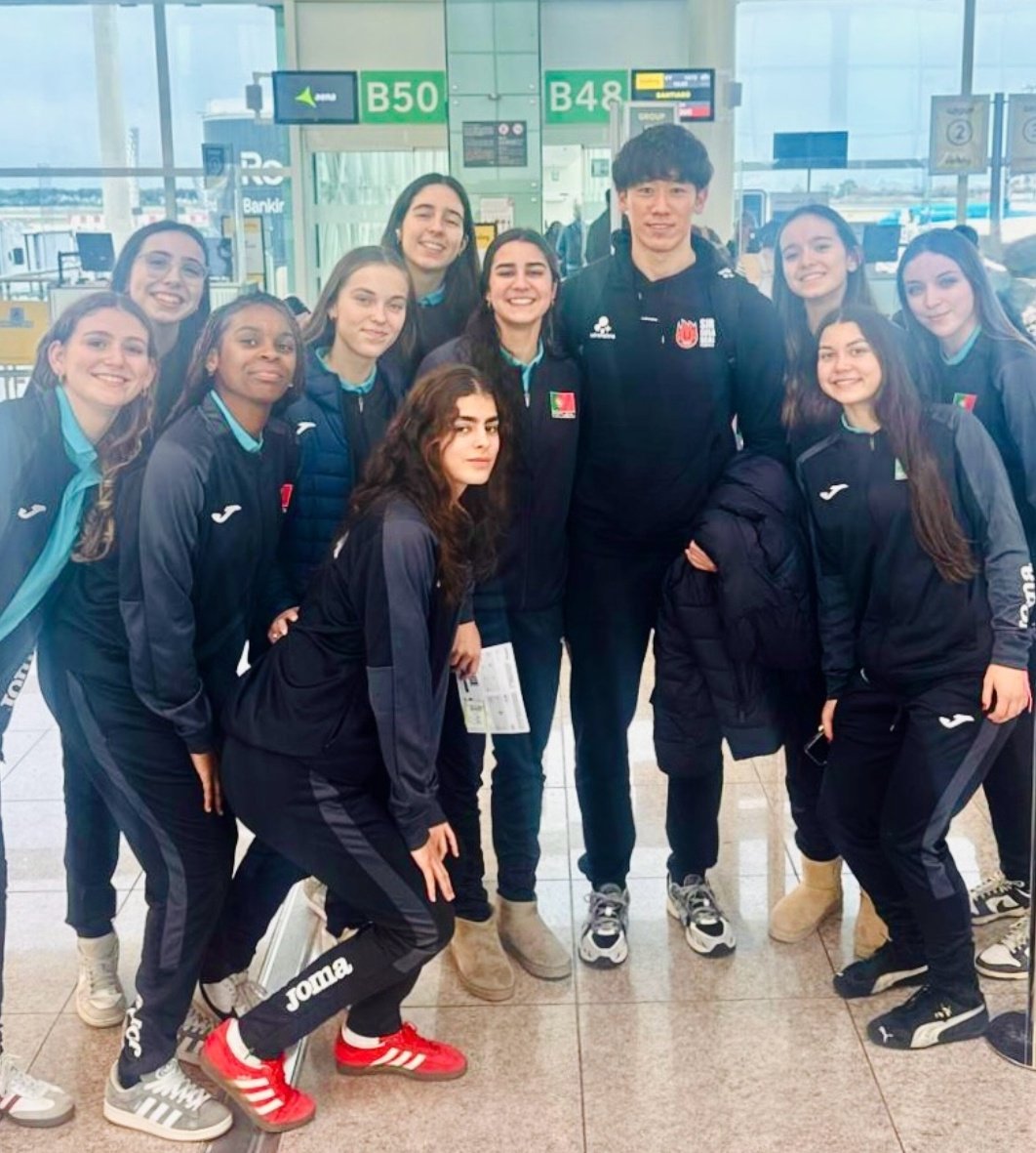 Yuki with The U-18 Women's National Team Portugal 🇵🇹✨️🏐