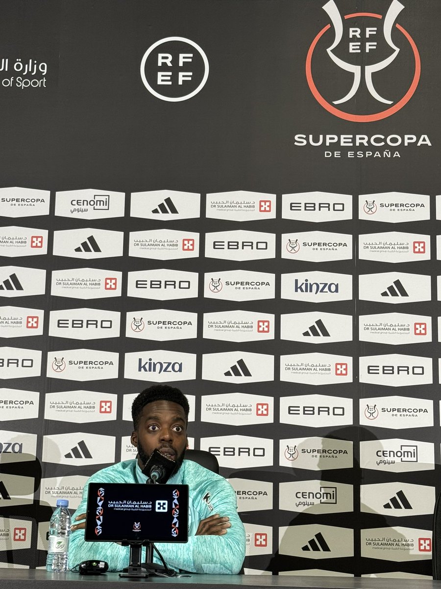 sports_tourism_'s tweet image. ويليامز قائد بلباو 
فاجأنا برشلونة في 2021 وسنفاجئهم في 2026 🔥

قال نجم فريق اتلتيك بلباو اينياكي ويليامز في المؤتمر الصحفي:
لقد جئنا لنفوز واتمنى أن  الناس يعون ذلك 
نحن سنثبت اننا فريق كبير ونريد ان نُظهر الوجه الجميل لنا.
فزنا من قبل بالسوبر بوجود مدريد وبرشلونة 
وسنحاول ان…