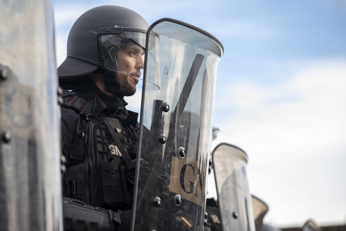 Security through teamwork starts here 🤝

@NATO-led KFOR Soldiers trained with the EU Rule of Law Mission and Kosovo Police during Exercise #GoldenSabre2025, strengthening teamwork and readiness.

📸: Staff Sgt. Alyssa Lisenbe https://t.co/8rlIqhYMG3