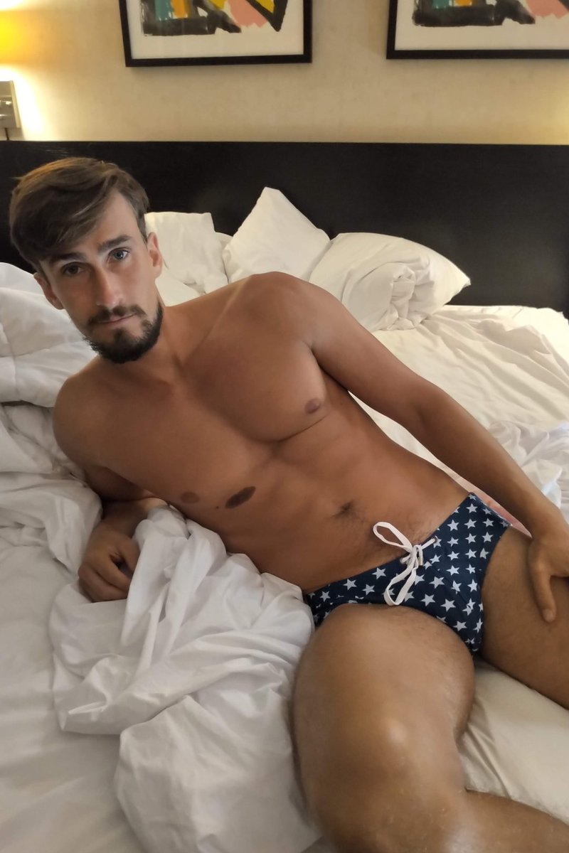 HappyBulge's tweet image. Lazy day in Seeing Stars #swimsuit

happybulge.com/products/seein…

#swimwear #swimsuits #swimming #swimmer #menswear #underwear #speedos #speedo #fitness #fitnessmodel #model #models