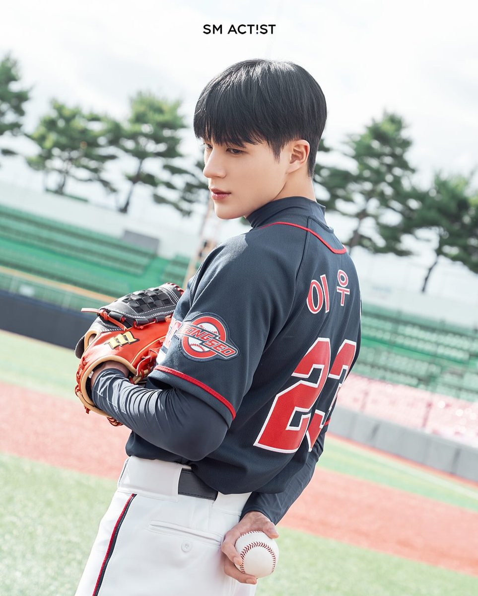 Yubex (@kmvtaehyng) on Twitter photo 