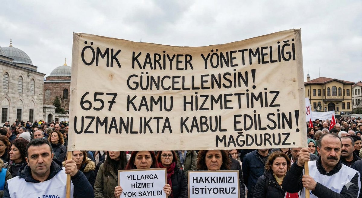 <a href="/RTErdogan/">Recep Tayyip Erdoğan</a> Sayın Cumhurbaşkanım, geçmiş memuriyet sürelerimizin ÖMK da sayılmasını istiyoruz.  28 yıllık devlet memuruyum yeni uzman öğretmen oldum .Başöğretmenlik hayal.