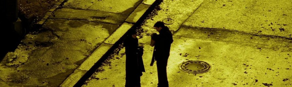 "amantes amentes."

"aşıklar delidir."