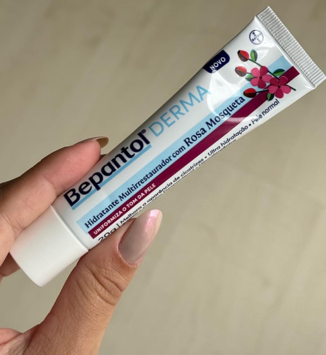 CUIDE BEM DO SEU ROSTINHO   

Bepantol Derma Rosa mosqueta Hidratante Uniformizante 20g

30,09 à vista
amzn.to/4jsM9PW