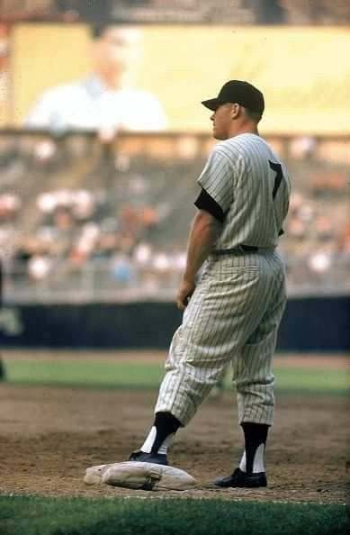 Absolutely love this simple Mickey Mantle picture.