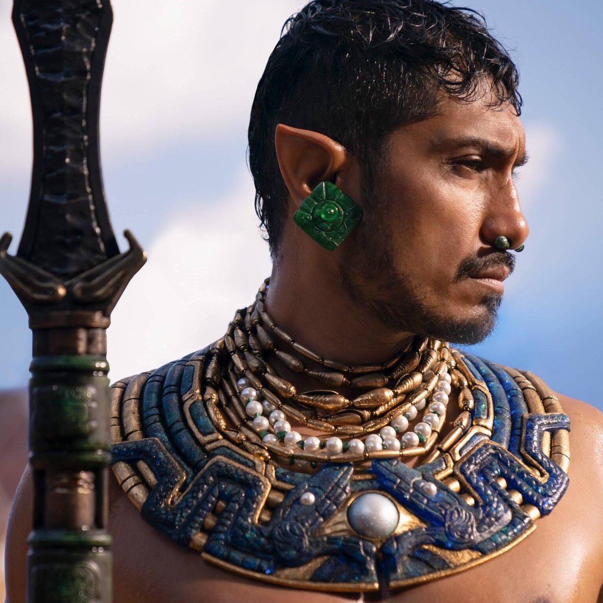 midnight_oily's tweet image. “You look…”
“Different.”