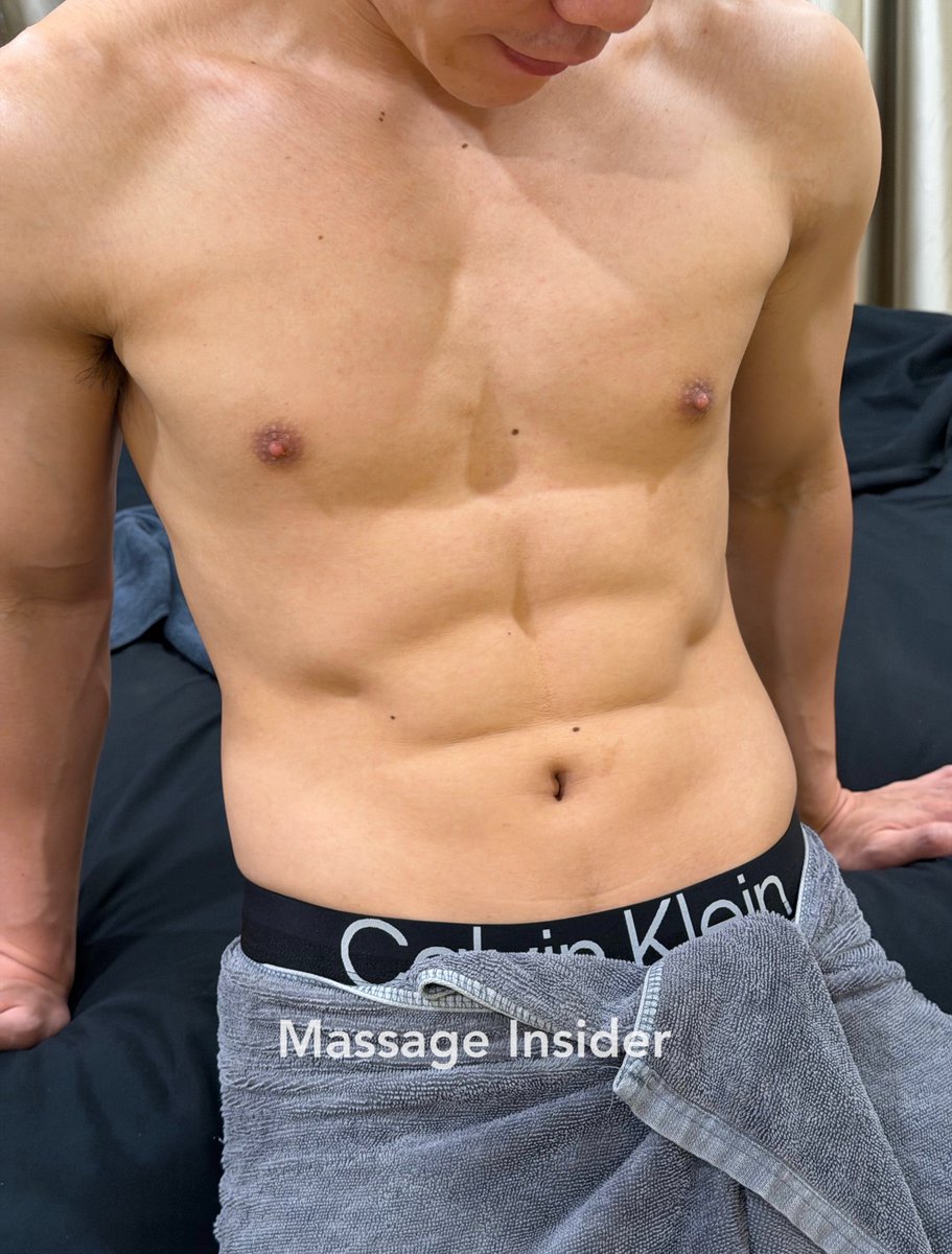 💪🏽Power, Passion, and A moment to melt. 🎁Welcome 2026: The Fire Horse 🐴

🔥เปิดศักราชใหม่ ด้วยความร้อนแรงตั้งแต่ต้นปีที่ร้าน Jey Spa <a href="/jeyspabangkok/">jeyspa</a> ร้านนวดสุด Cool ในตำนานที่เน้นความไพรเวทกลางใจเมือง วันนี้ใจช่าคึกเหมือนม้าศึก เลยท้าชนกับม้าไฟวัยหนุ่มอย่าง “น้องตี๋” เทอราปิส