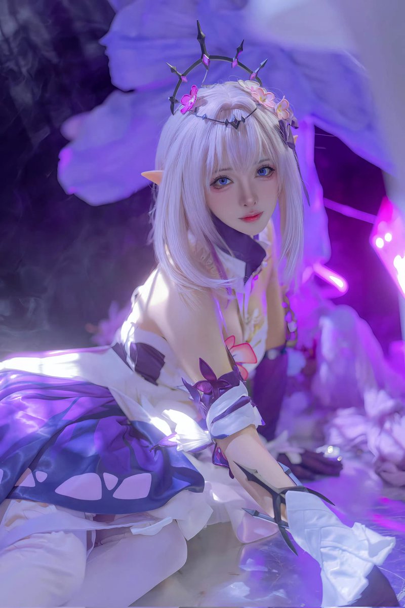 Jenyan1001's tweet photo. #cosplay  #HonkaiStarRail #Castorice

限时复活～ https://t.co/ci273bebS5
