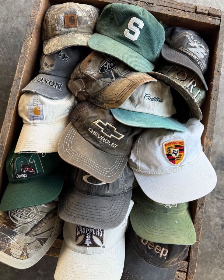 darkhorseomg's tweet image. all men want: