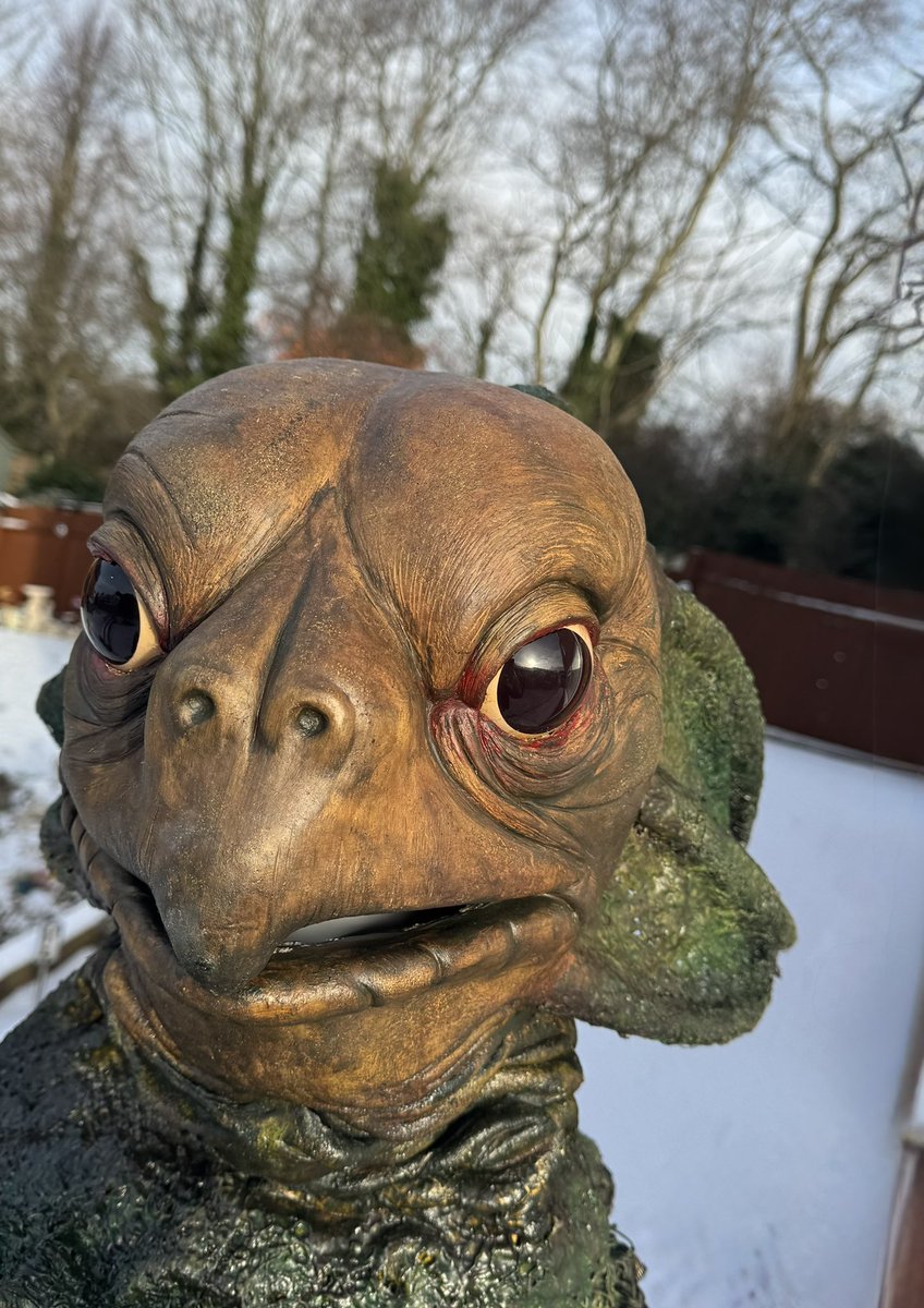richard_price2's tweet photo. Legend of the frozen Sea Devils, or is it the Snow Devils? DoctorWho #seadevil #doctorwho https://t.co/0Tpq6Puk8s