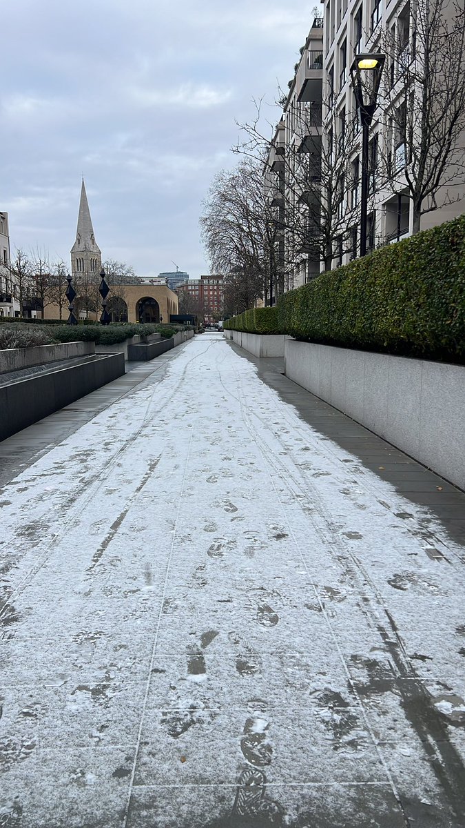 لندن اليوم ❄️🌨️❤️