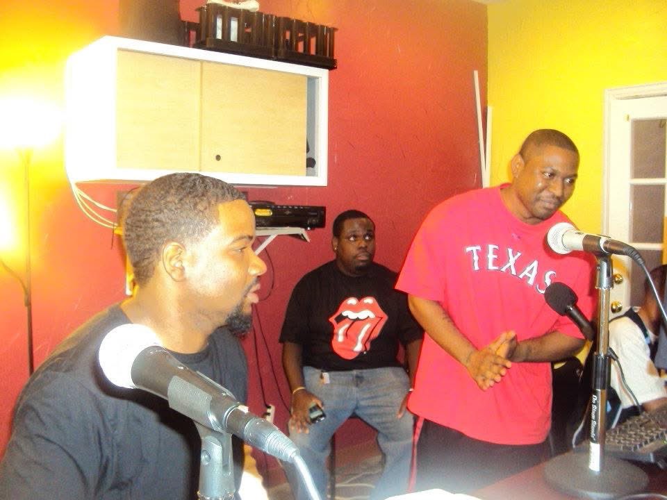 StudioB__'s tweet image. I still can’t process this and this year isn’t supposed to start out this way. Rest in heaven to my big bro. My boy DA @gudad721 #LLDA