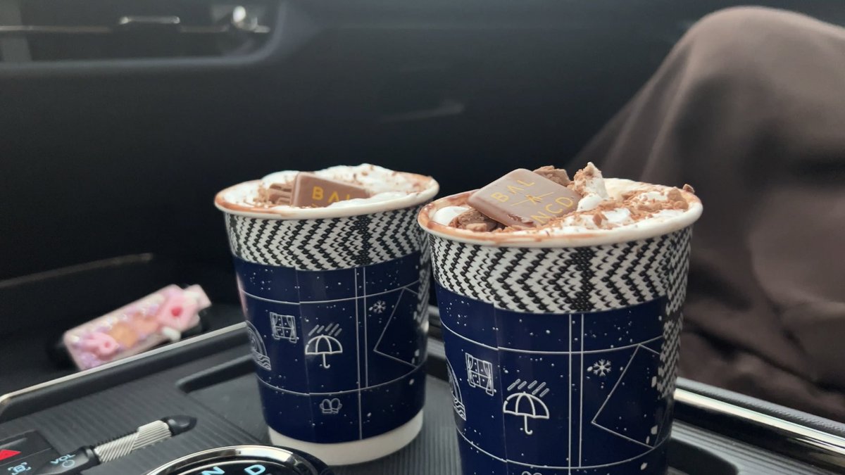 24hoursofme_DOC's tweet image. 💙💙