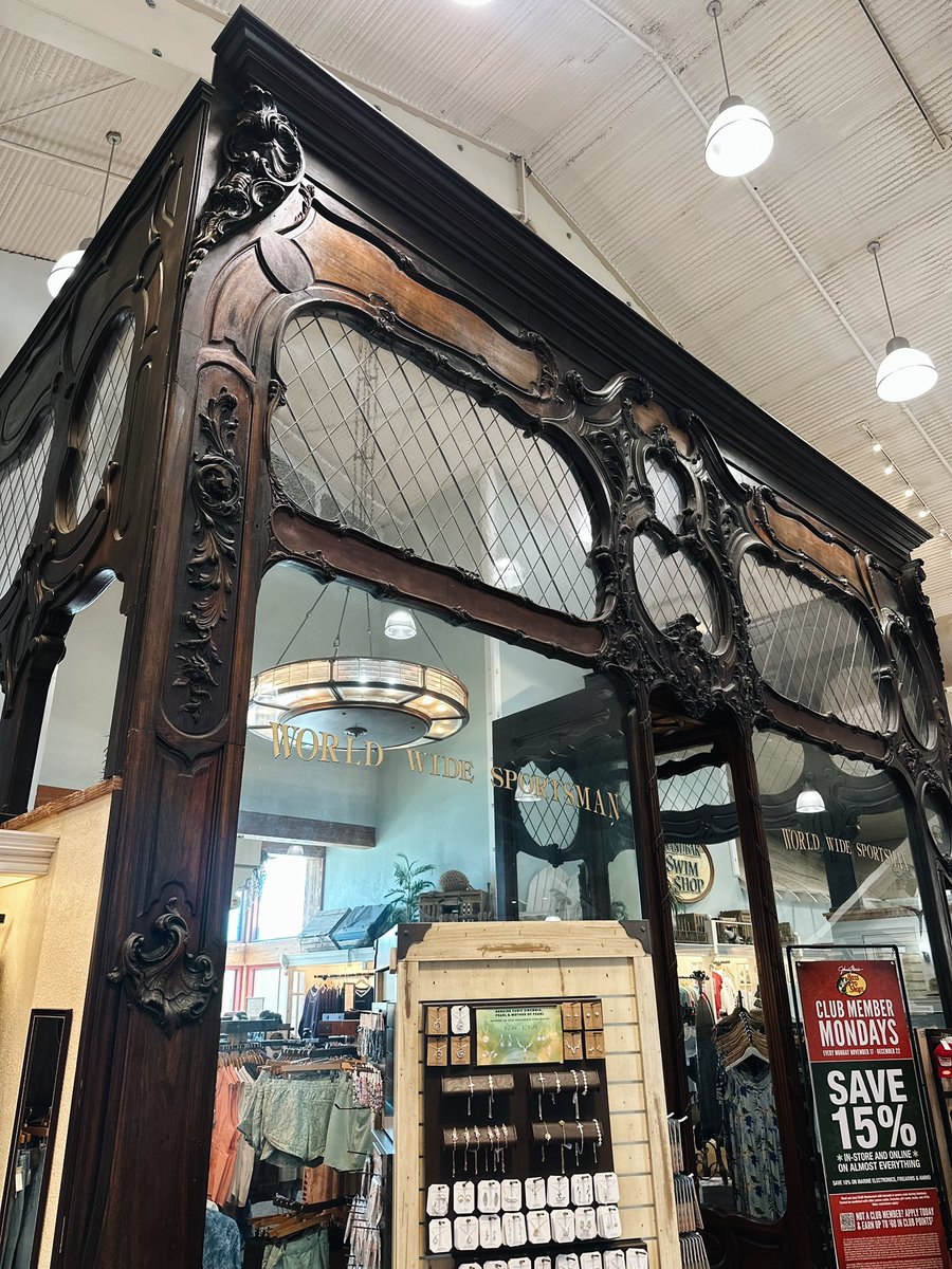 molochofficial's tweet image. One of the strangest things I’ve ever seen: an actual 1890’s Parisian storefront reassembled inside a Bass Pro Shops in the Florida Keys