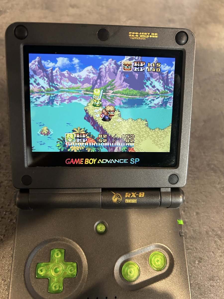 GBAの聖剣伝説面白いなアクション下手な自分でも進めていける。
安くて手に入るけどビジュアル、ストーリー、音楽と全部良い感じやしお気に入りの一本になった。
お正月休みの間に終わらせたかったが間に合わず😇

#レトロゲーム#ゲームボーイアドバンス