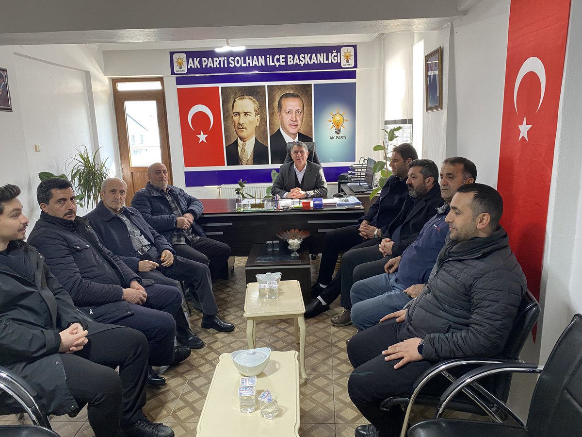 İlçe Yönetim Kurulu toplantımızı teşkilatımızın değerli üyeleriyle birlikte gerçekleştirdik. İlçemizdeki çalışmalarımızı istişare ederek önümüzdeki dönem faaliyetlerimizi planladık.