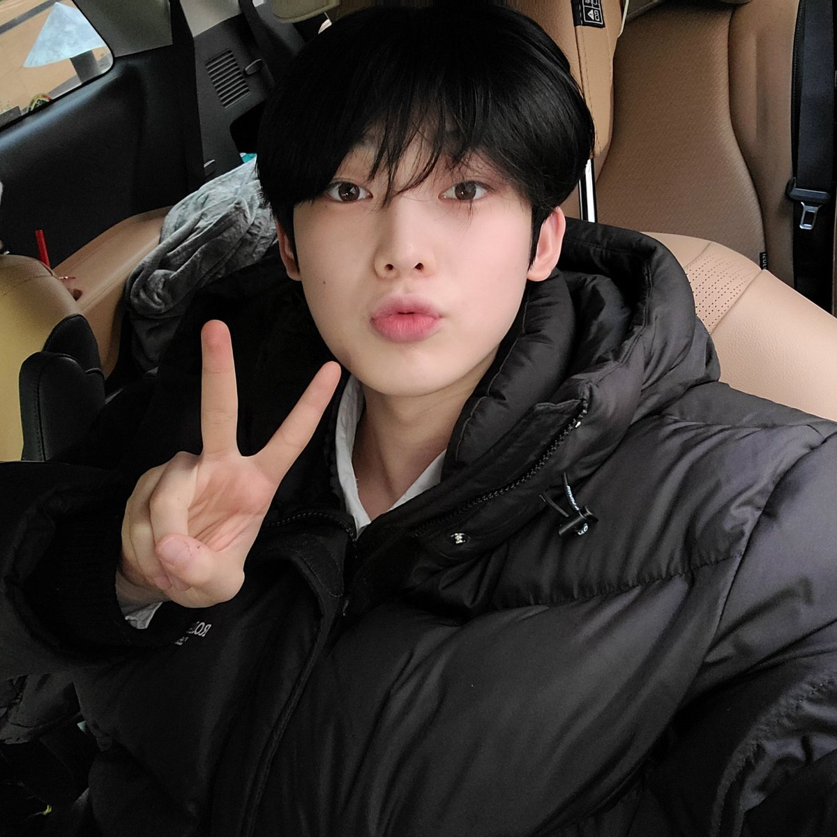 kimfox0624's tweet photo. 헐 https://t.co/1lXnebTlAZ