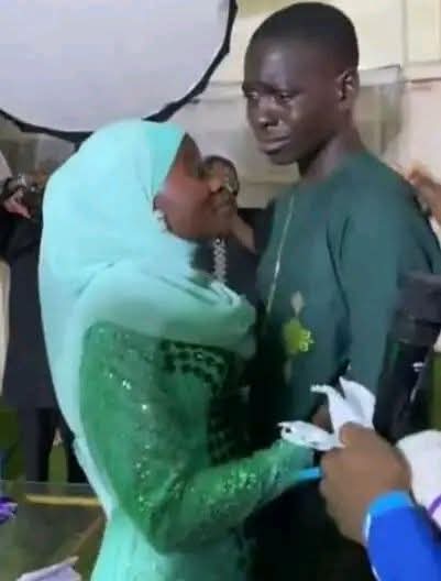 Varan 🐊 2.0🇨🇮 tweet media