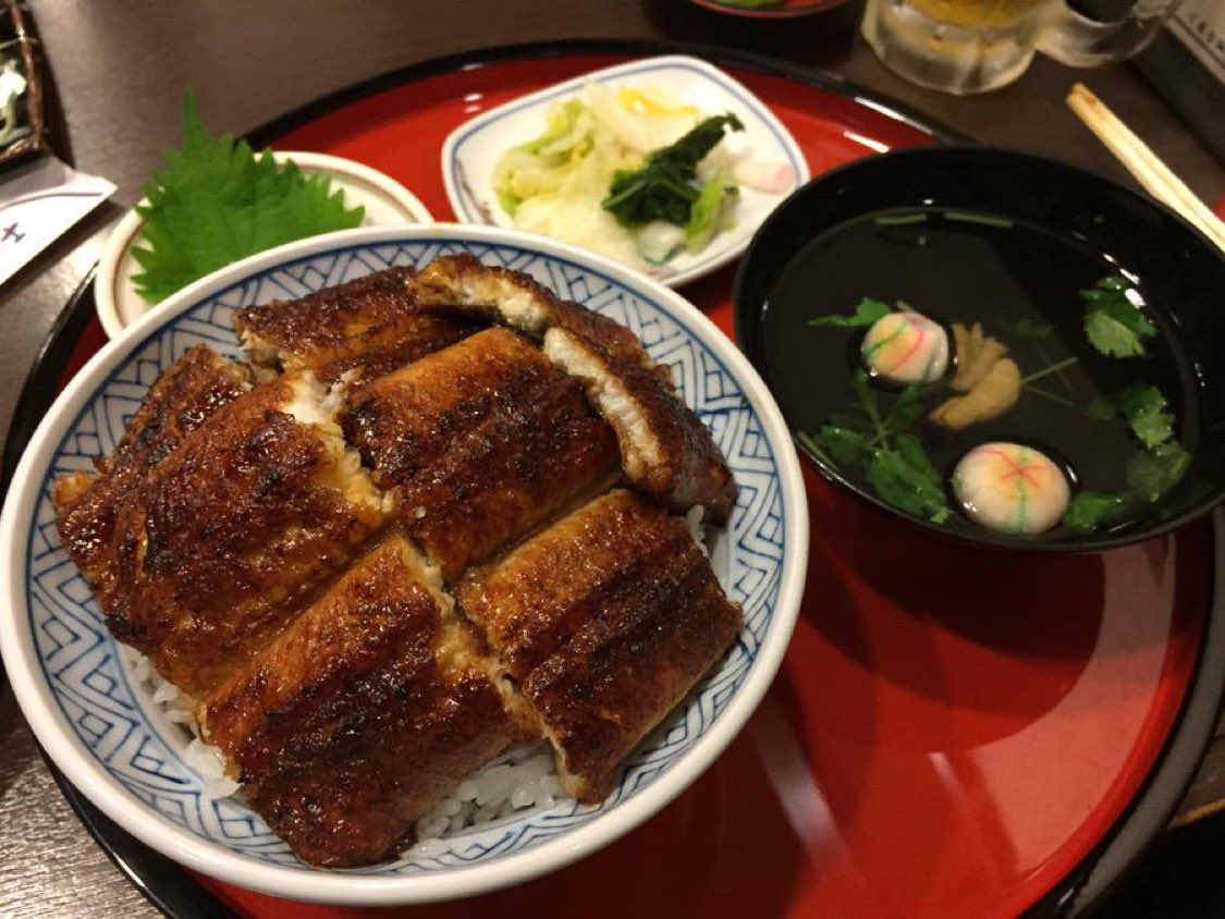 mellco's tweet image. ちなみにこれが10年近く前の本店で食べた時の写真なのよ　ツラが同じだよ、すごい