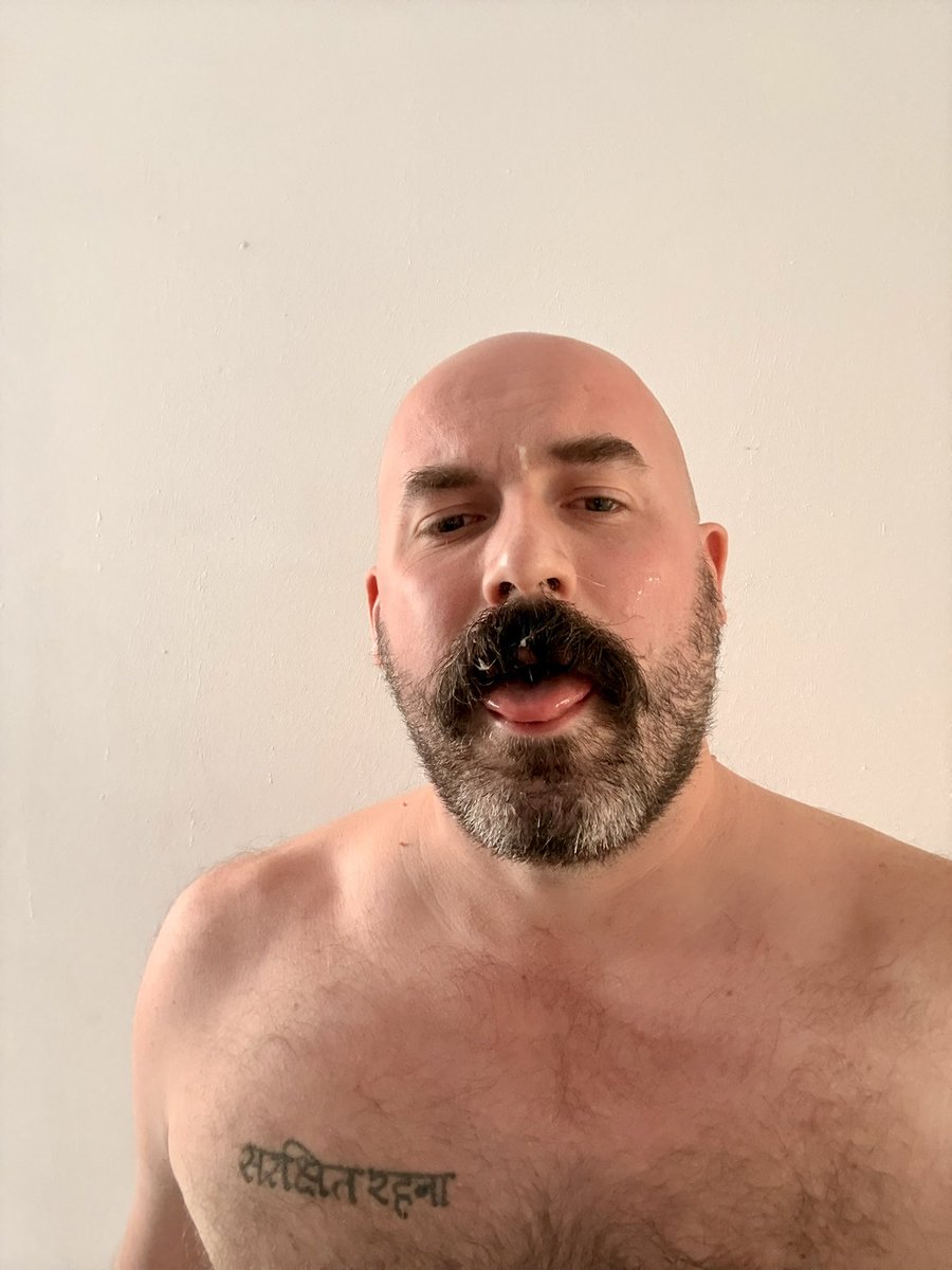 PIGDAD 🐽 BEEFY HAIRY VERS tweet media