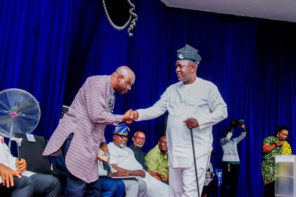 Governor Douye Diri tweet media