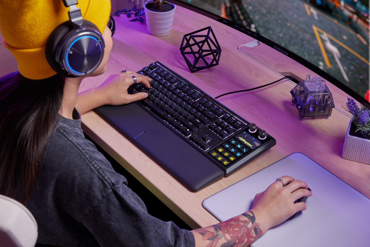 MLozada's tweet image. 🚀 Creators, @elgato joined forces with @CORSAIR to bring Stream Deck magic straight into a pro-grade keyboard! 🤯

Meet the GALLEON 100 SD – your ultimate command hub with built-in LCD keys, dials, and endless multi-actions for streaming, gaming, and productivity domination.