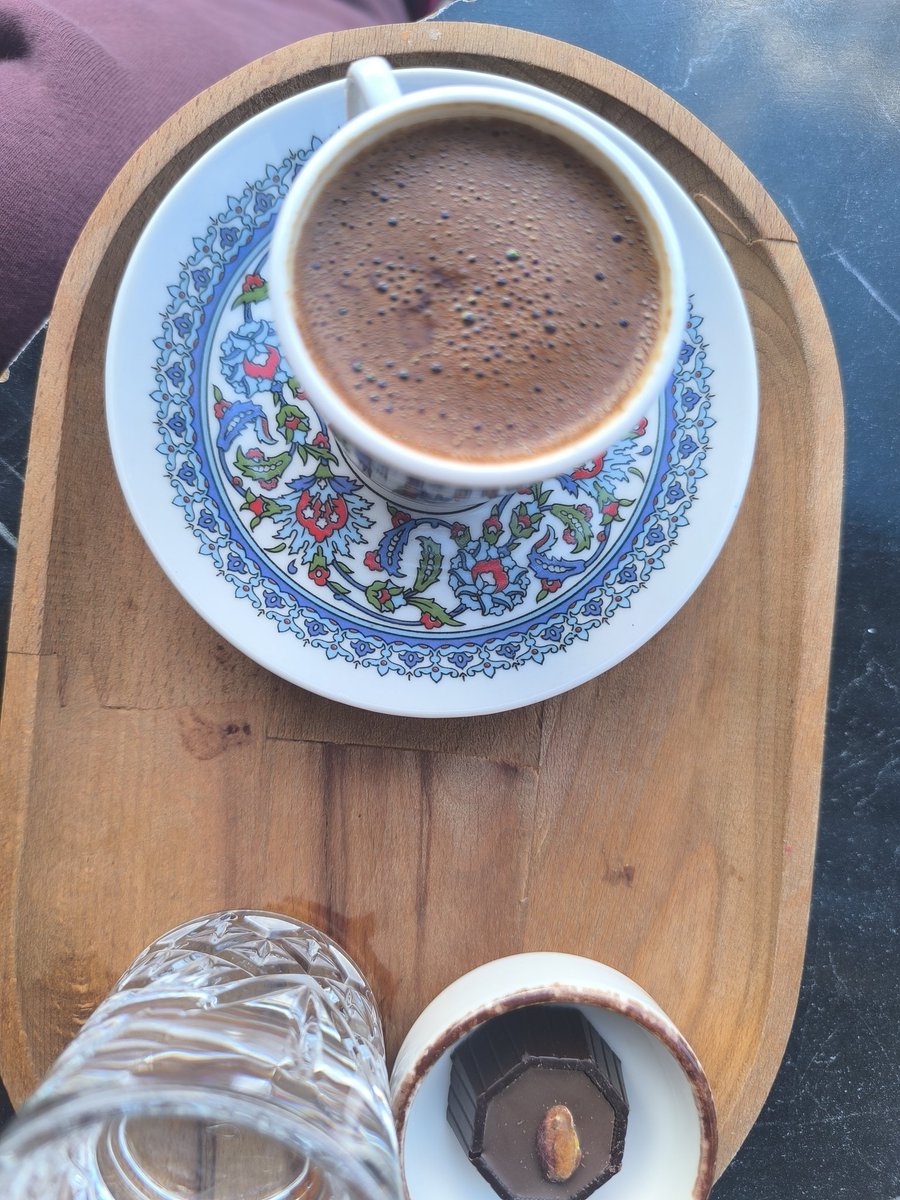 Biraz sıkıntı var ama halledicez, ya bir yol bulucaz ya bir yol yapicaz.