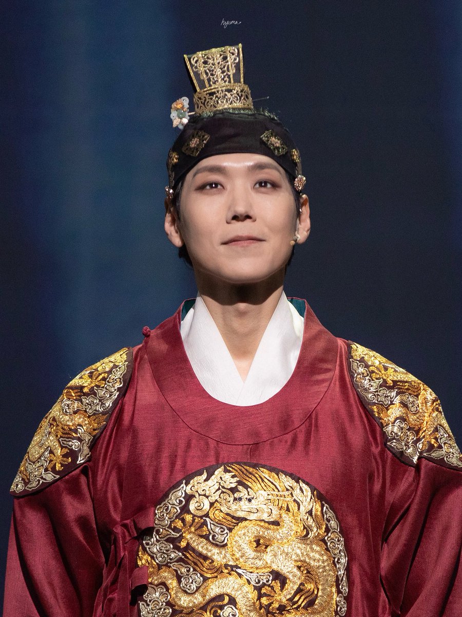 26.01.06 한복입은남자 커튼콜데이

세종|진석 役 카이

#카이