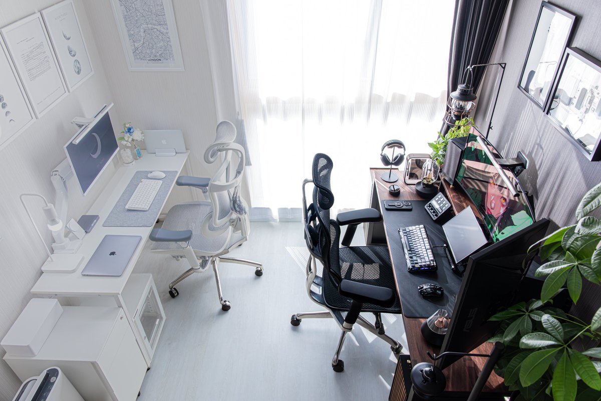 XxCode_BlackxX's tweet photo. GM☀️
#desksetup https://t.co/5DHRrFwifZ