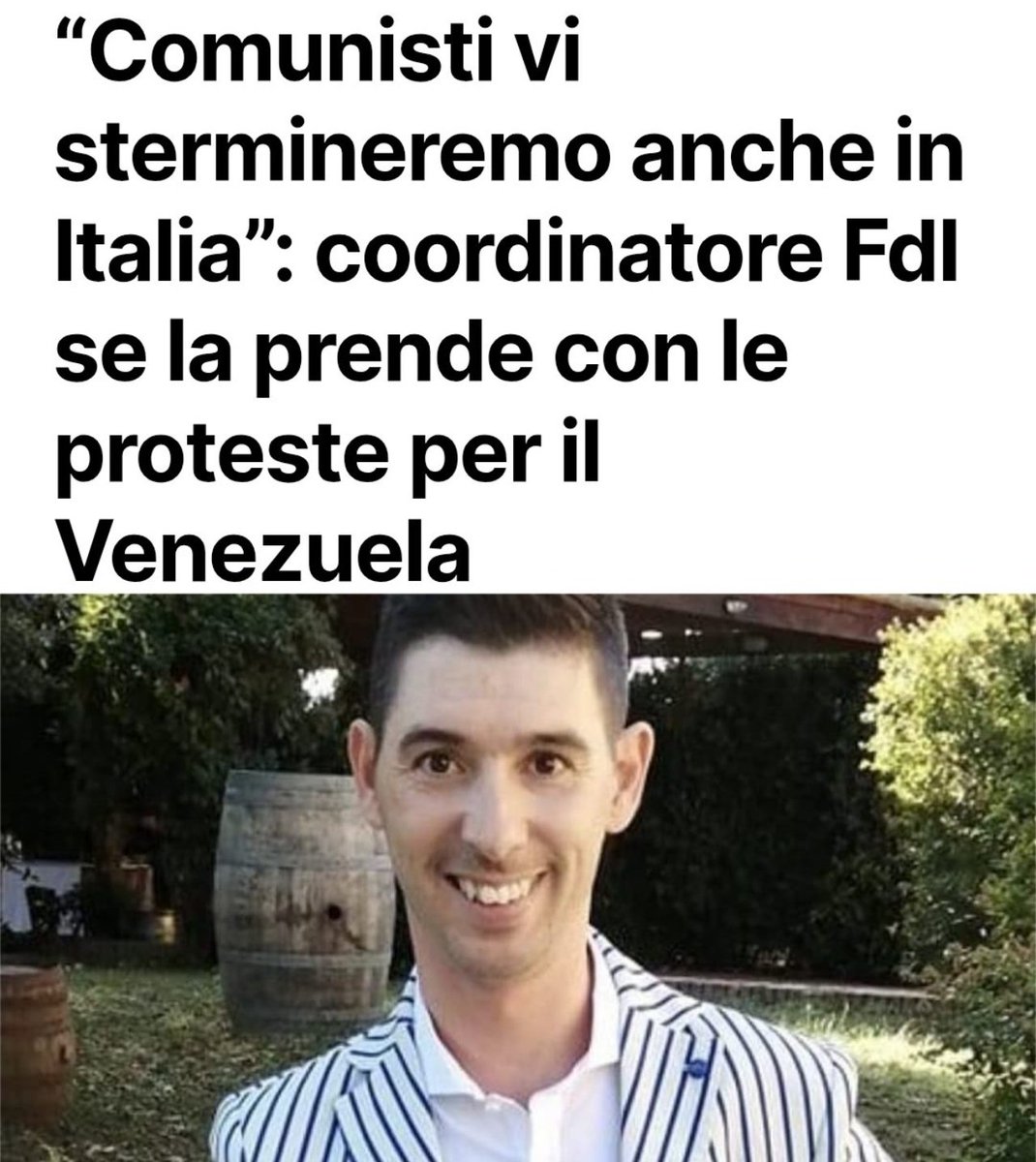 Marooned974's tweet photo. Compagne e Compagni, l'ora buia si avvicina... Si salvi chi può 🤭🤭
#Fdi #fratelliDiMerda #IlDisagio #ditoinculo https://t.co/VkUsJD6xgv