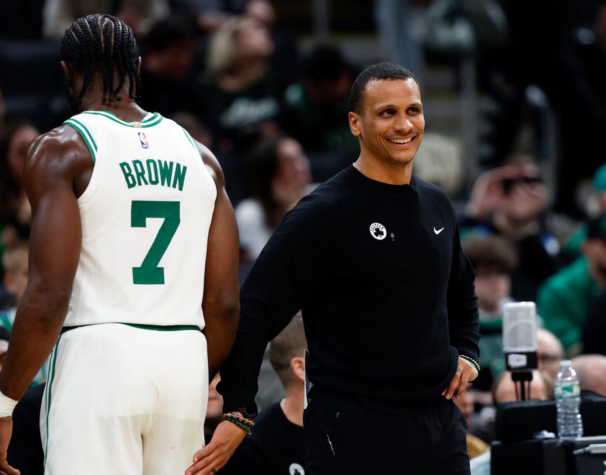 yarın akşam flagrant 1’ın yeni bölümünde sevgili <a href="/fedfadeaway/">fed🇵🇸</a> hocayla birlikte ödül dağıtacağız. sizin de ödül tahminlerinizi bu tweetin altına bekliyoruz dostlar.