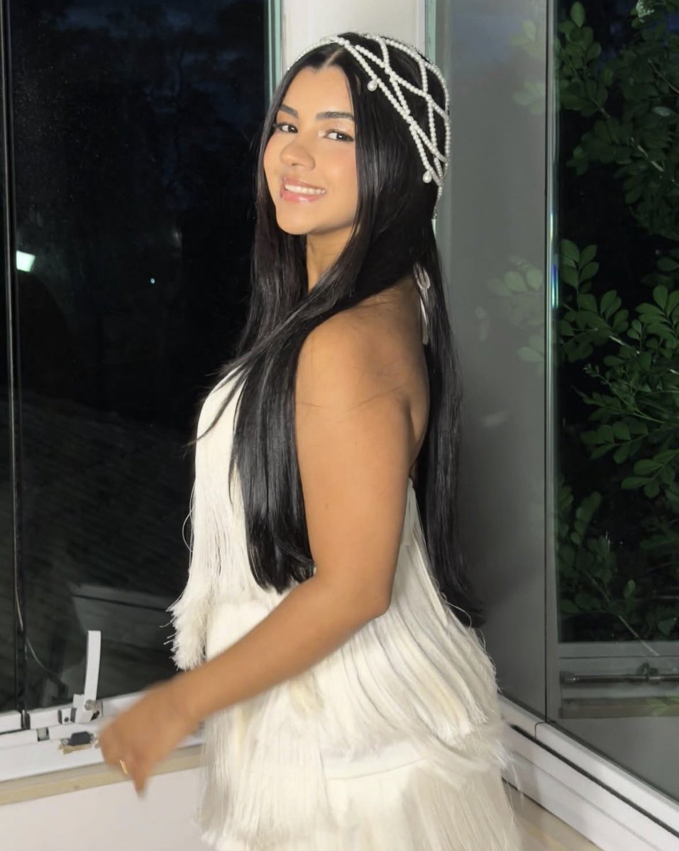 João Gomes relatou que não deixa que Ary Mirelle pague nada dentro de casa. Todo dinheiro que ela ganha é para gastar com ela mesmo e com a família dela 😍