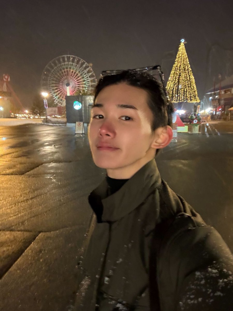 죠둥이 디엠 왔어!! 후지산이다😭
휴가 잘 보내고 있었구나 너무너무 보고싶엇너요 흑