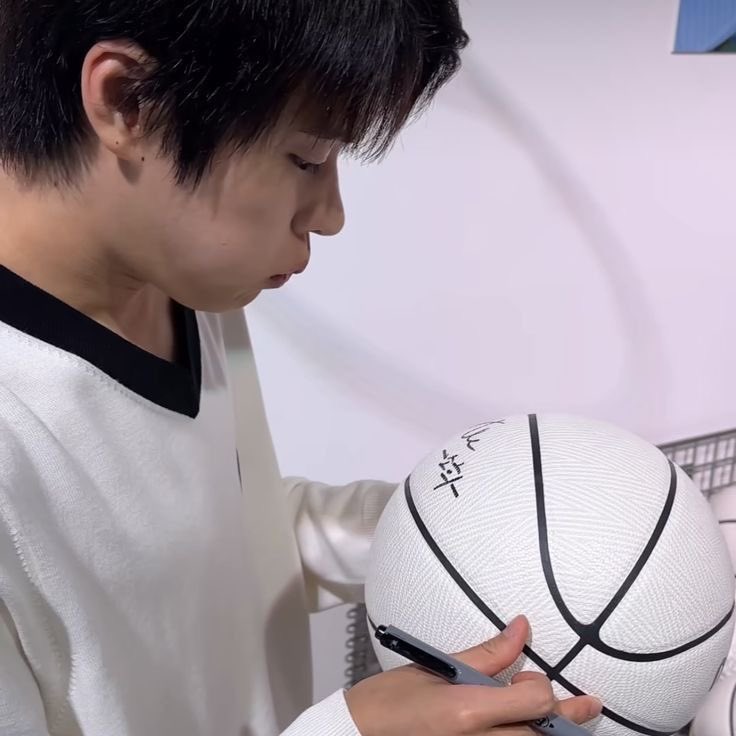 2so52's tweet image. 슬푸니까 소히 볼 떼어묵자. ~~ㅠ🧆🧆