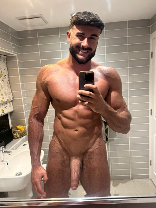 Chudai 😃 https://t.co/EukDPUmn3g