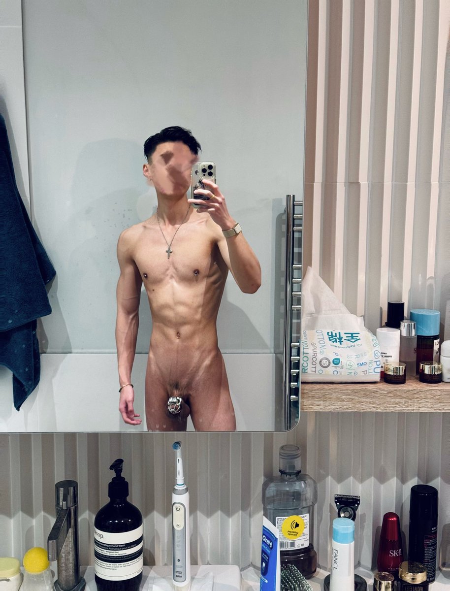 RockyLocky tweet media