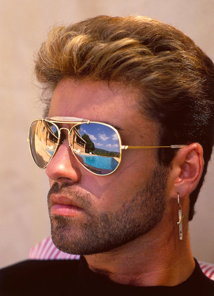 crazymandance's tweet image. george michael photographed by brian aris, 1988