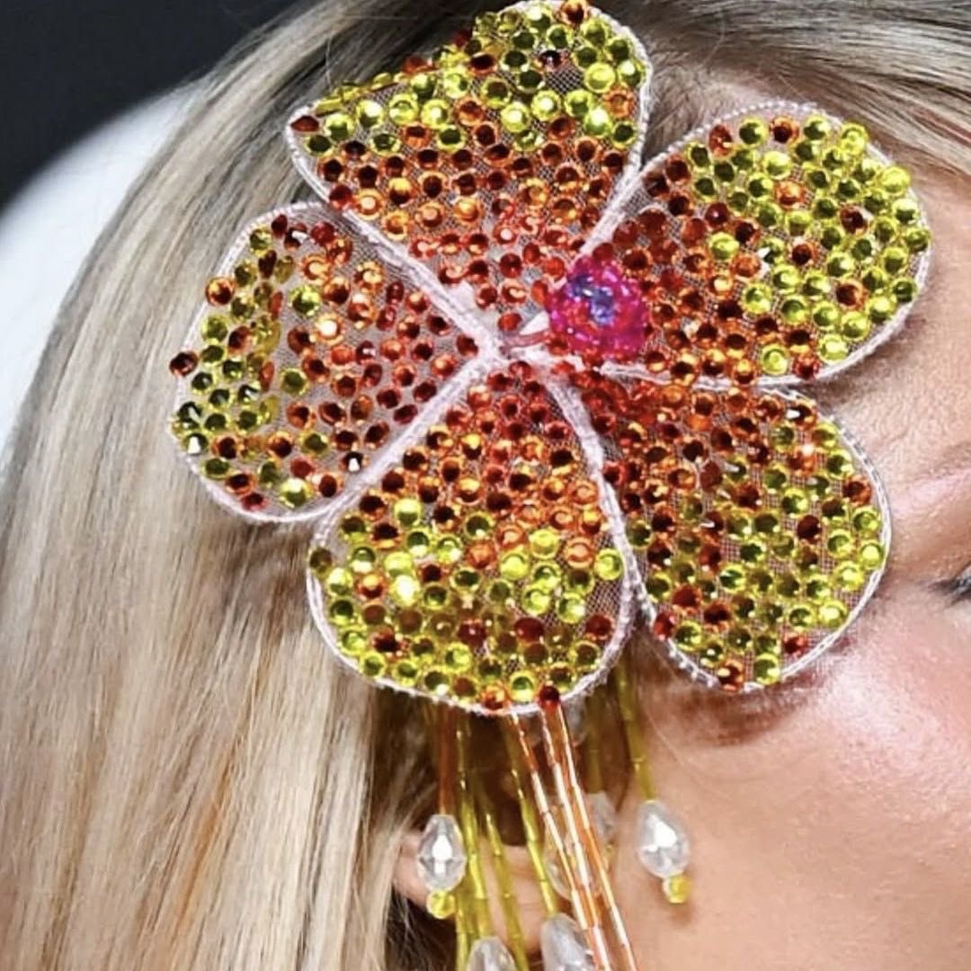 pinkglitterie's tweet image. 🌈🐬