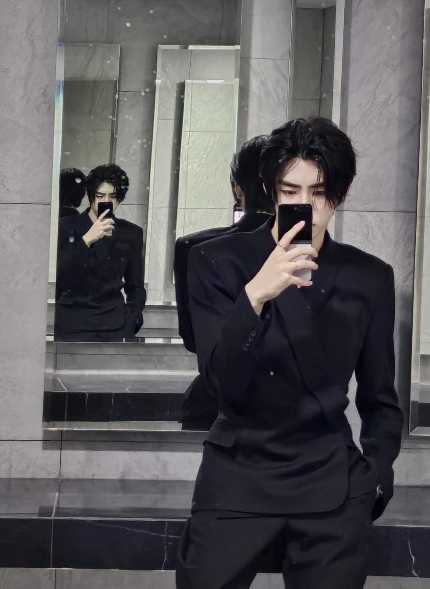 SH. (@packsunghoon) on Twitter photo 