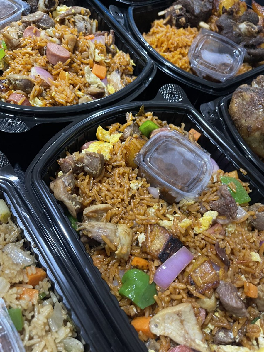 Ddscuisine's tweet image. Thank you all for today🙏🏿
We go again tomorrow!
Kindly preorder before 9:00a.m tomorrow as well
Dm, call or WhatsApp 0558415732 to order wai🤫😃