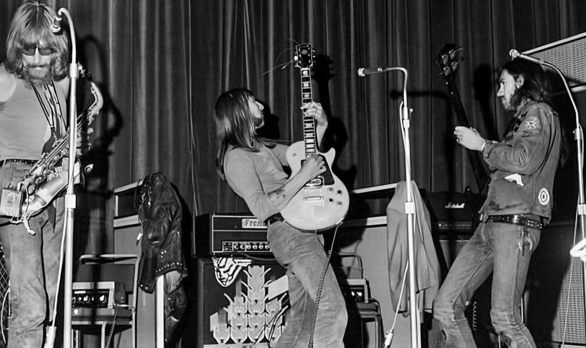 Joe Banks tweet media