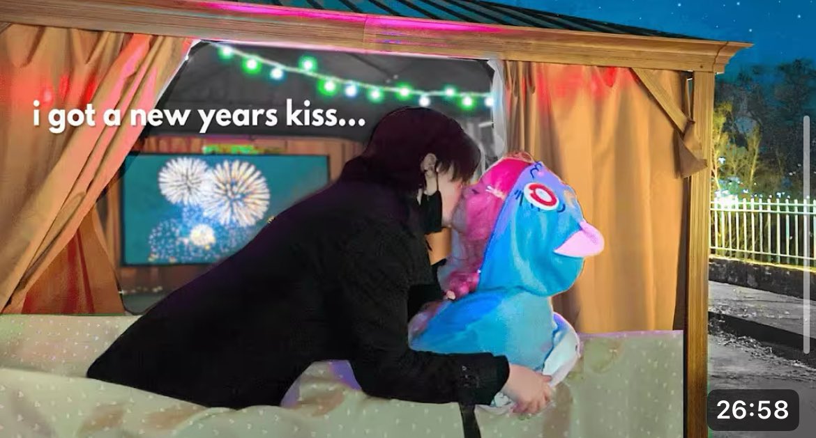 LittleL_Art's tweet image. I am so gonna make fan art of this (&amp;gt;ω&amp;lt;) #princessalex #levi #fypviraltwitter