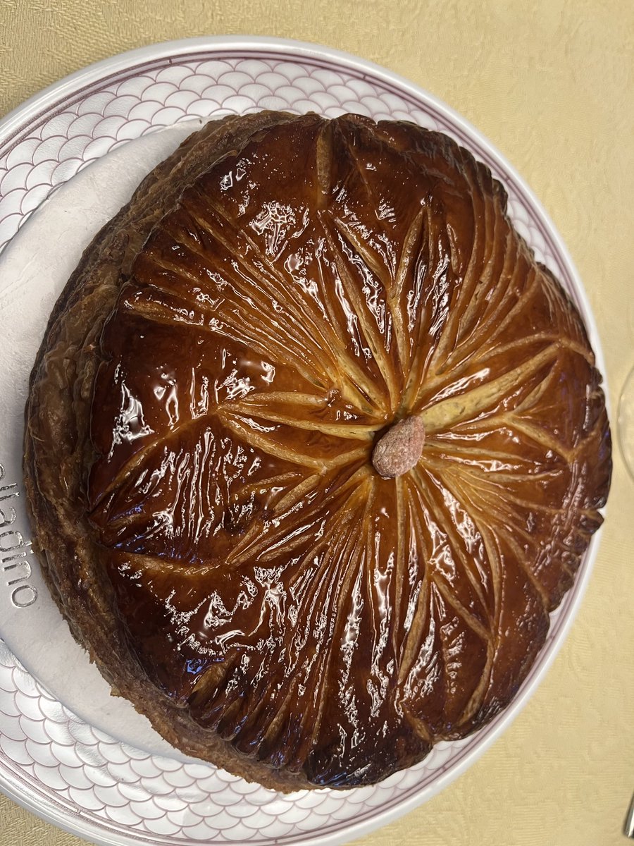 Galette des Roi #befana #Epifania il dolce del 6 gennaio #food #gourmet