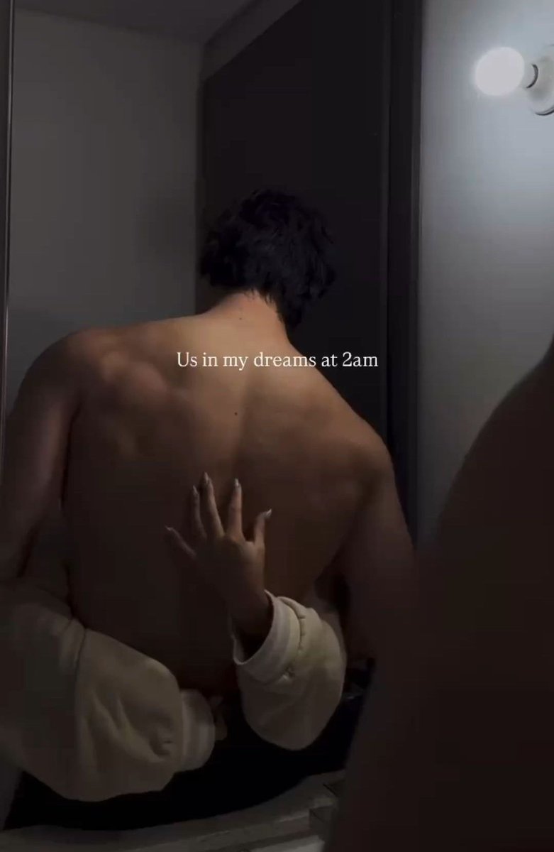 𝐒𝐜𝐫𝐨𝐥𝐥 𝐩𝐢𝐜𝐬 tweet media